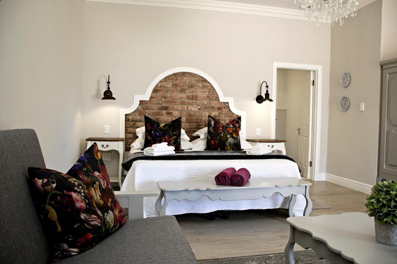 French Karoo Guesthouse Б’юфорт-Вест Екстер'єр фото